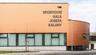 M 1994 - Sportovní hala Josefa Kaluhy M 1994 - Sportovní hala Josefa Kaluhy